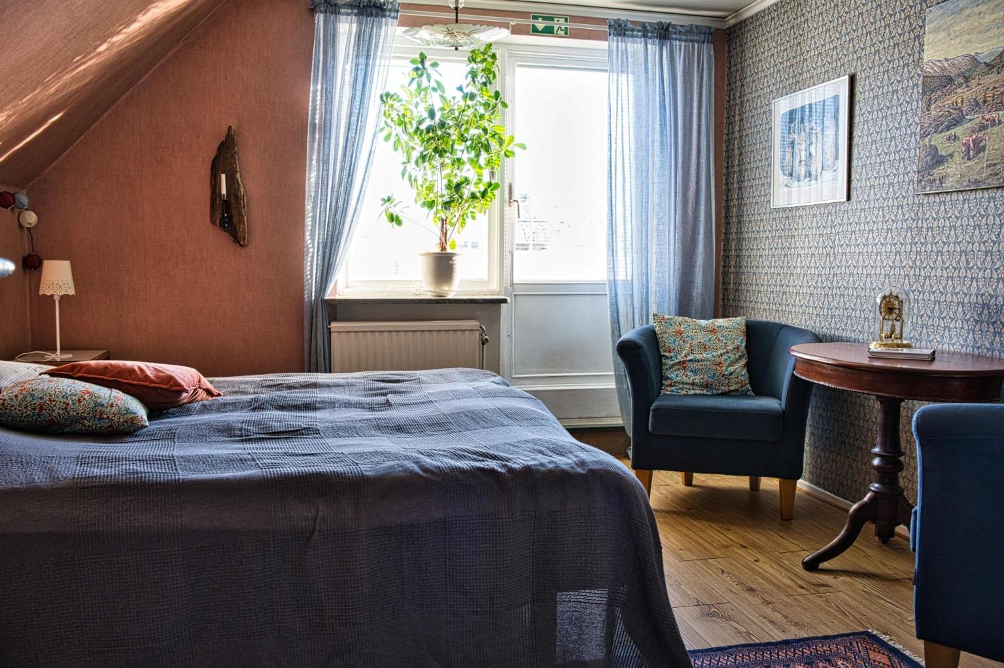 Bed And Books Pa Oesterlens Gaesthaerbaerge Glemminge Extérieur photo